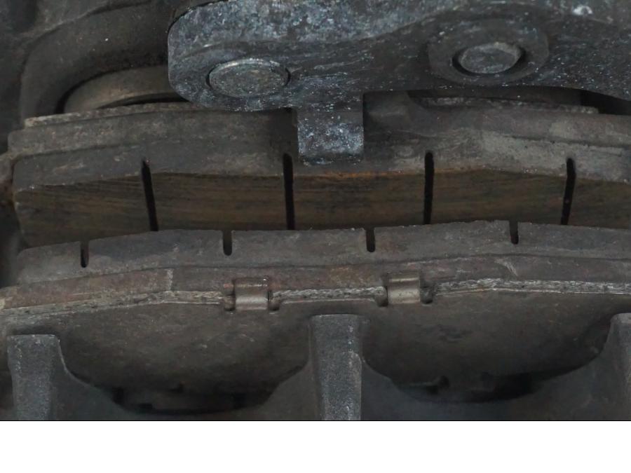 Extrabild2 på Bromsok från en Suzuki VZR 1800 -2009 motorcykel.