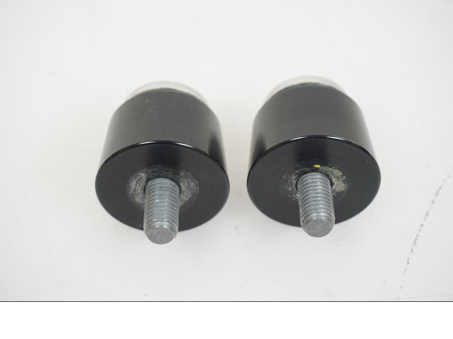 Höger sida på Styrvikt från en BMW R 1200 GSA -2014 motorcykel.