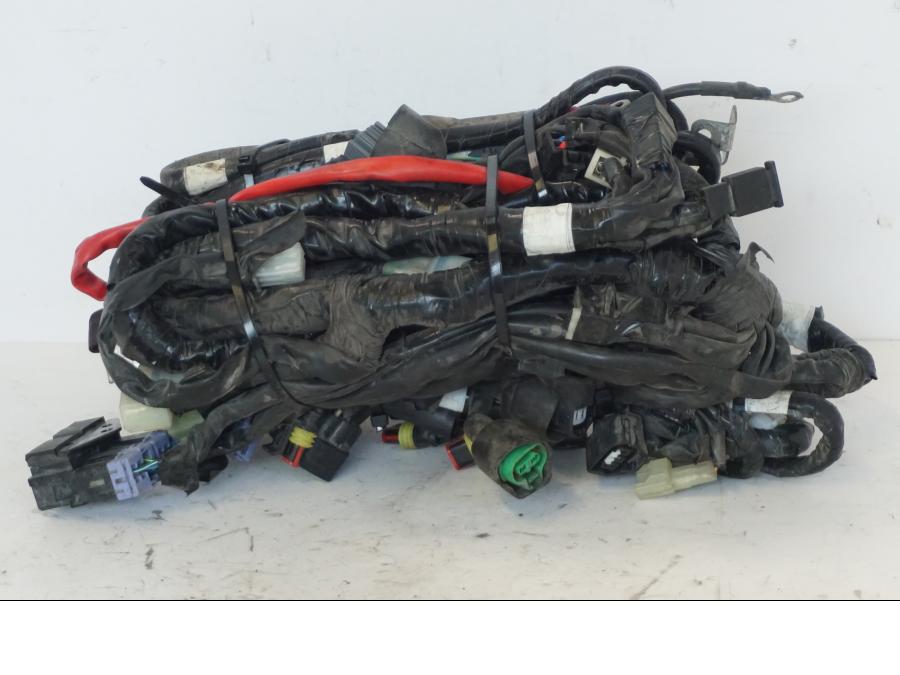 Extrabild1 på Kabelstam från en Yamaha X-Max 250 -2016 scooter.