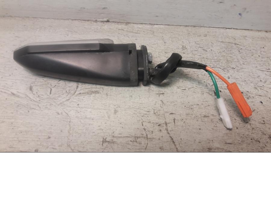 Baksidan på Blinkers från en Honda ADV 750 -2017 motorcykel.