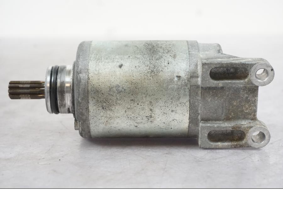 Extrabild1 på Startmotor från en Kawasaki ZX-6R -2006 motorcykel.