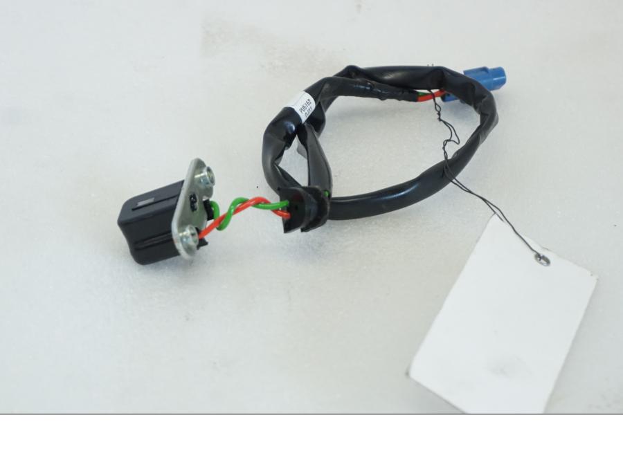 Höger sida pÄ TÀndpickup frÄn en KTM 1290 Super Adventure R -2021 motorcykel.