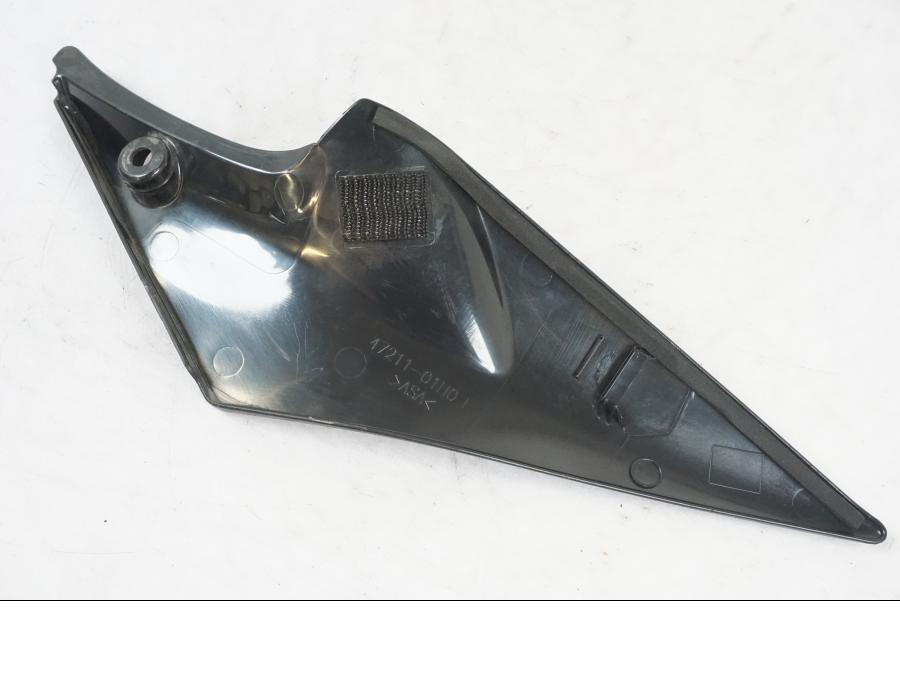 Höger sida på Sidopanel från en Suzuki GSX-R 600 -2007 motorcykel.