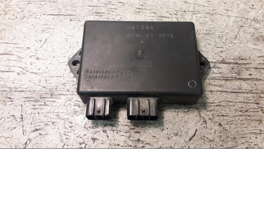 Framsidan på CDI / ECU från en Yamaha FZ-S 600 -2000 motorcykel.