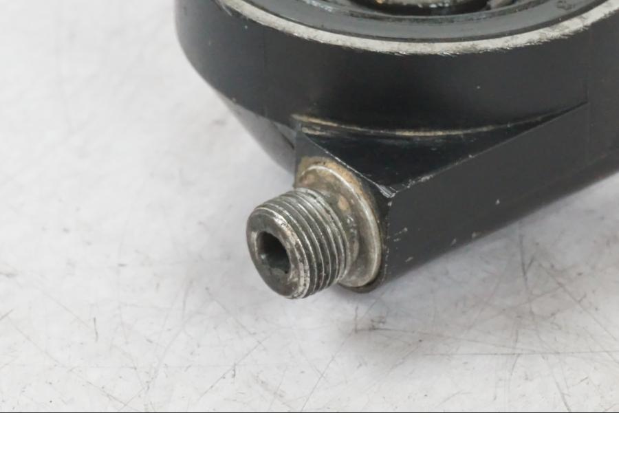 Höger sida på Hastighetsdrivning från en Kawasaki KL 650A -1987 motorcykel.