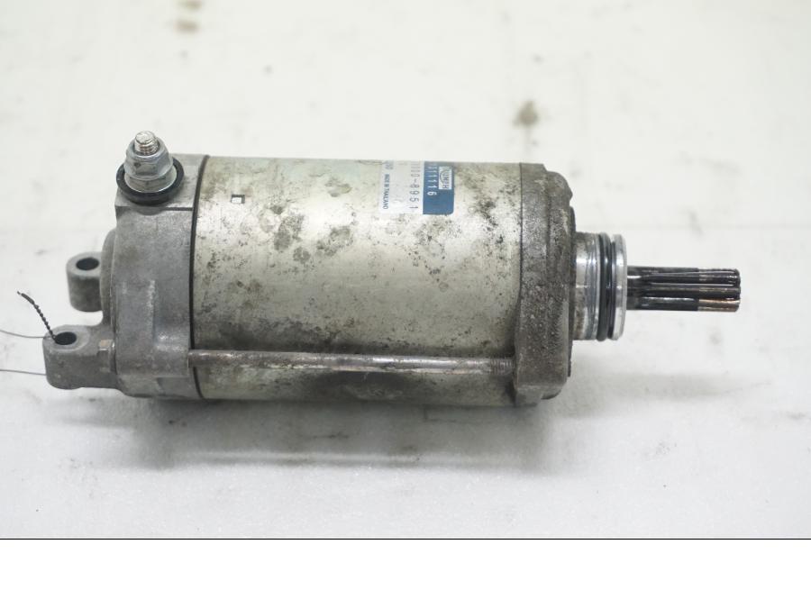 Framsidan på Startmotor från en Triumph Tiger Explorer -2012 motorcykel.