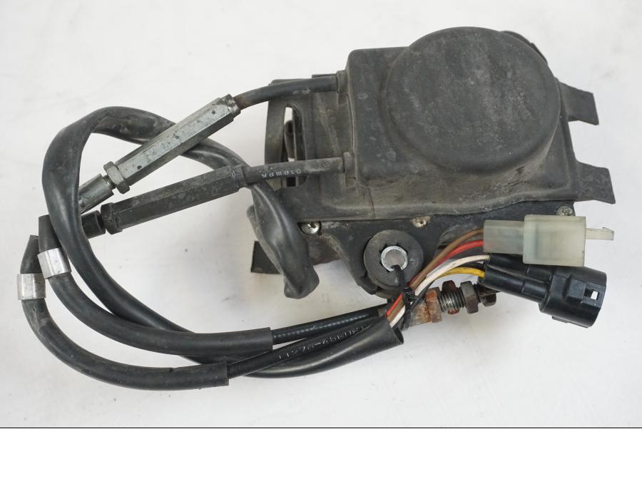 Extrabild5 på Avgasspjällmotor från en Suzuki VZR 1800 -2009 motorcykel.