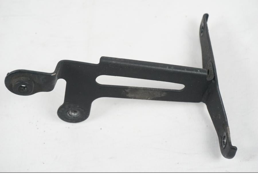 Höger sida på Vattenkyl från en MV Agusta Dragster -2014 motorcykel.