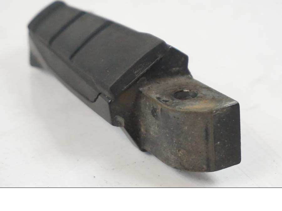 Extrabild4 på Fotpinne från en BMW F 650 CS -2002 motorcykel.