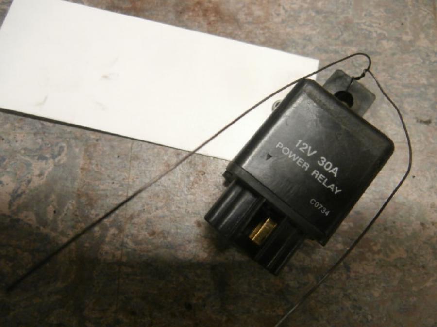 Framsidan på Relä från en H-D Touring Road King Classic FLHRCI -2008 motorcykel.