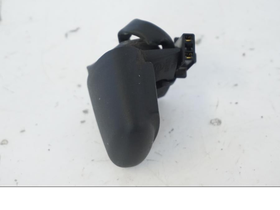 Extrabild1 på Skyltbelysning från en Honda SH 300 A -2011 scooter.