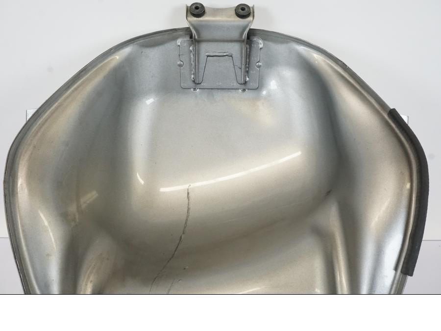 Extrabild6 på Bensintank från en Honda NT 700 -2008 motorcykel.