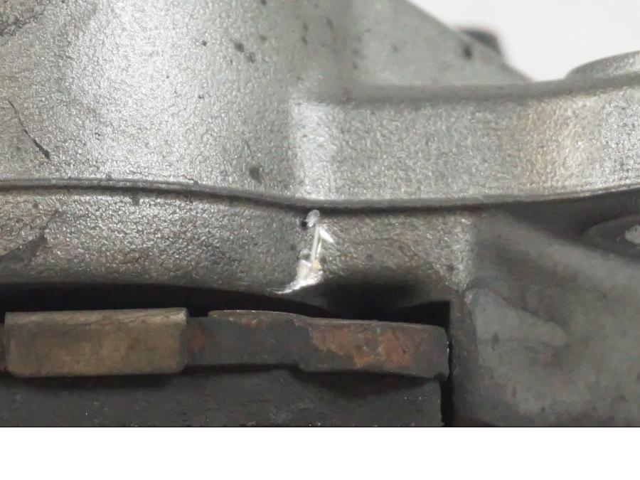 Extrabild3 på Bromsok från en KTM 1290 Super Duke R -2022 motorcykel.