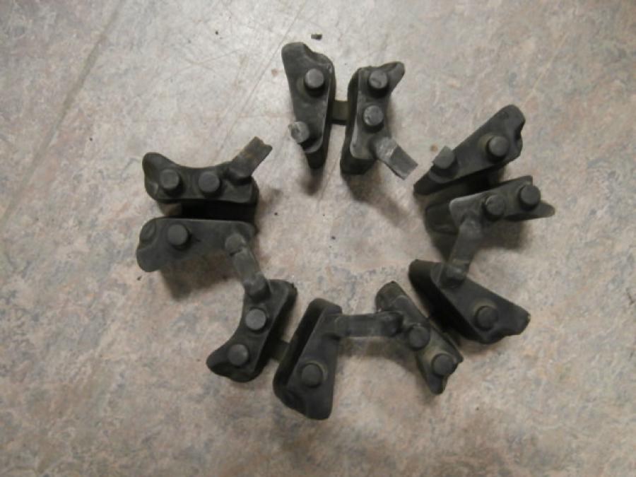 Framsidan på Ryckutjämnare från en Triumph America -2004 motorcykel.