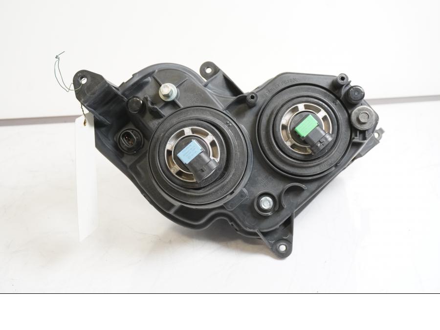 Snett uppifrån på Strålkastare från en Kawasaki ZZ-R 1400 -2010 motorcykel.