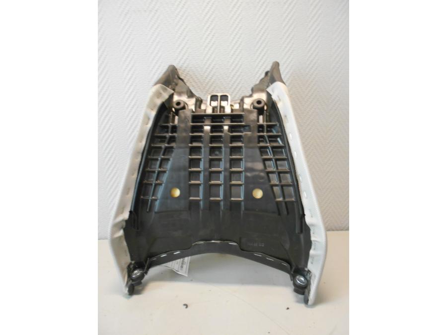 Snett uppifrån på Sadel från en Honda NC 750 S -2017 motorcykel.