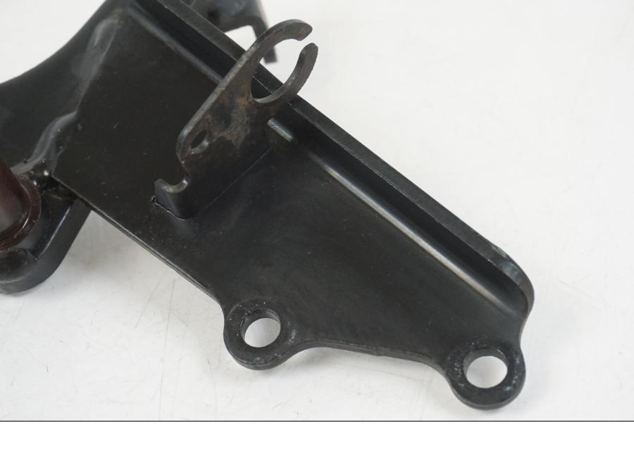 Extrabild2 på Fotpinnefäste från en Yamaha XT 660 X -2005 motorcykel.