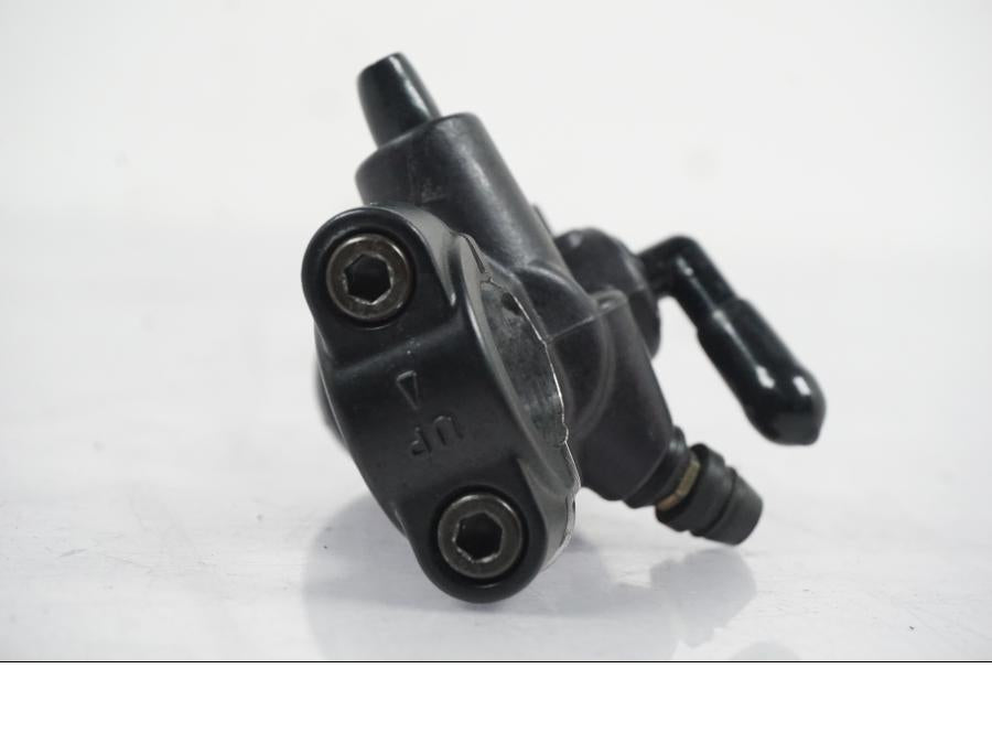 Extrabild1 på Bromshuvudcylinder från en Yamaha YZF 1000 R1 -2007 motorcykel.