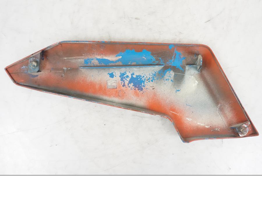 Höger sida på Sidopanel från en BMW K 1100 LT -1999 motorcykel.