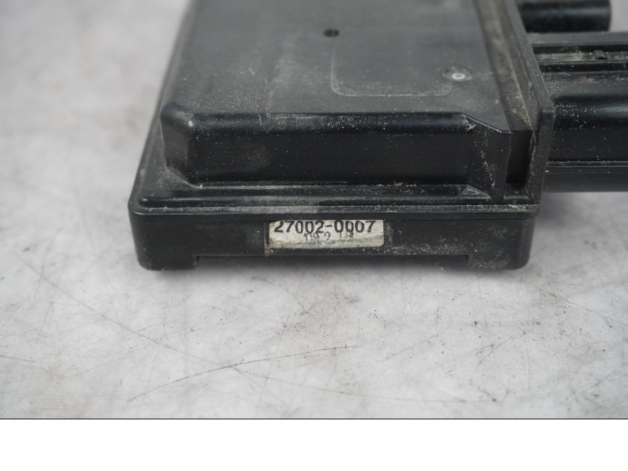 Baksidan på Reläbox från en Kawasaki ZX-10R -2008 motorcykel.