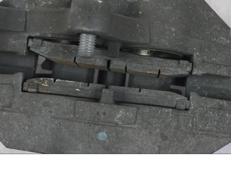 Extrabild3 på Bromsok från en BMW K 1600 GTL -2015 motorcykel.