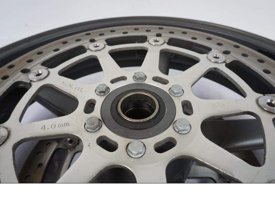 Extrabild1 på Fälg från en KTM 990 Super Duke -2006 motorcykel.