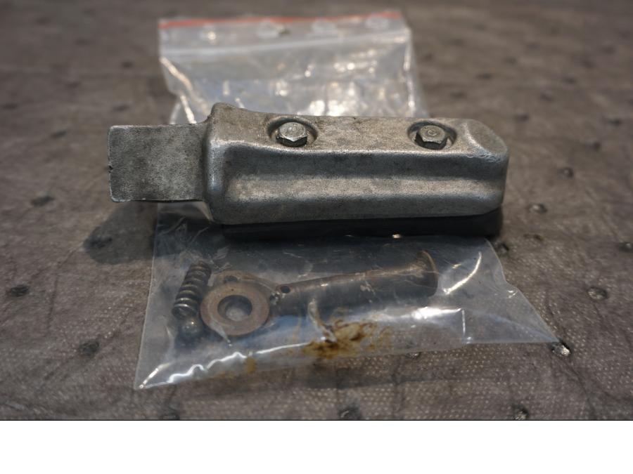 Baksidan på Fotpinne från en Honda NSR 125 -1998 motorcykel.