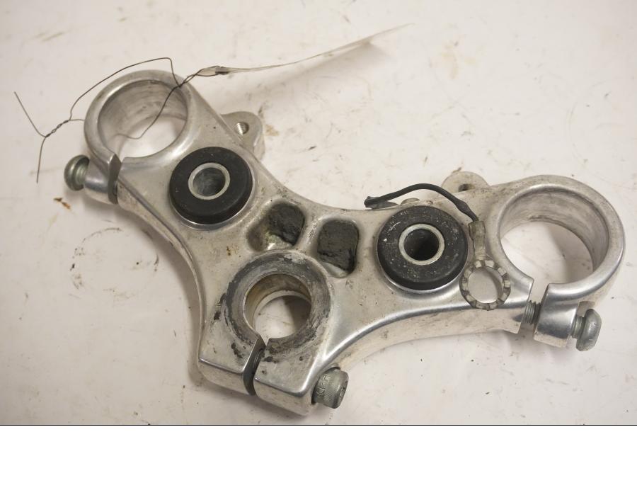 Baksidan på Gaffelkrona från en H-D Dyna Low Rider FXDL -2004 motorcykel.