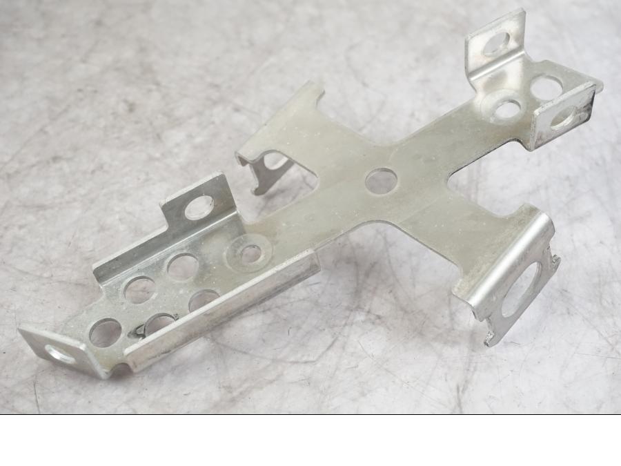 Höger sida på Relähållare från en Kawasaki ZX-6R -2006 motorcykel.