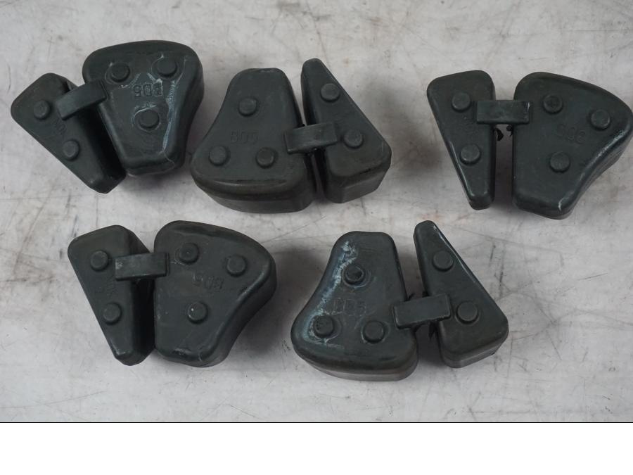 Vänster sida på Ryckutjämnare från en Yamaha MT-09 -2024 motorcykel.