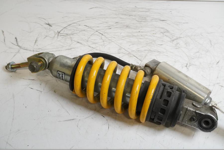 Snett uppifrån på Stötdämpare från en Honda CBR 600 -2002 motorcykel.