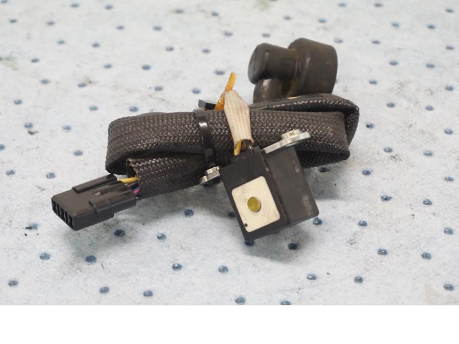 Framsidan på Tändpickup från en Kawasaki Z 650 ABS -2020 motorcykel.