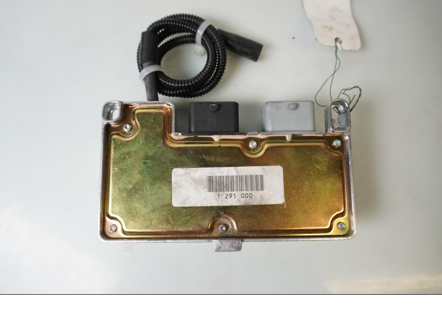 Baksidan på CDI / ECU från en Triumph Sprint RS -2004 motorcykel.