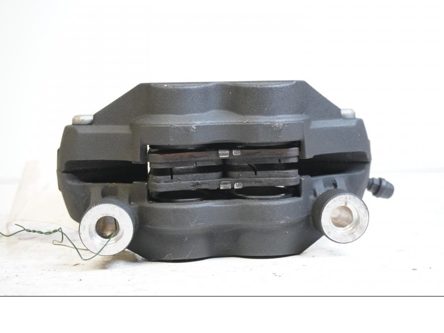 Höger sida på Bromsok från en Suzuki GSX-R 1000 -2008 motorcykel.