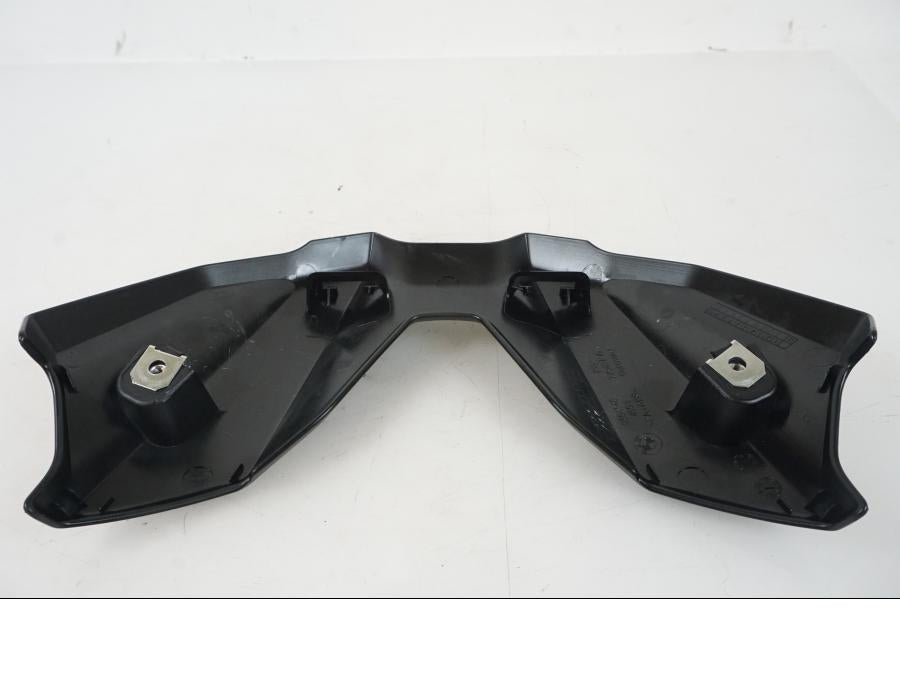 VÀnster sida pÄ NÀbben frÄn en BMW F 750 GS -2019 motorcykel.