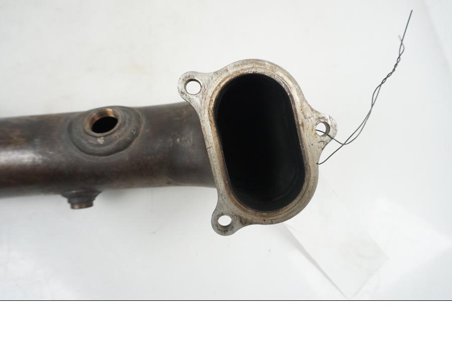 Vänster sida på Grenrör från en Ducati Multistrada 1260 -2019 motorcykel.