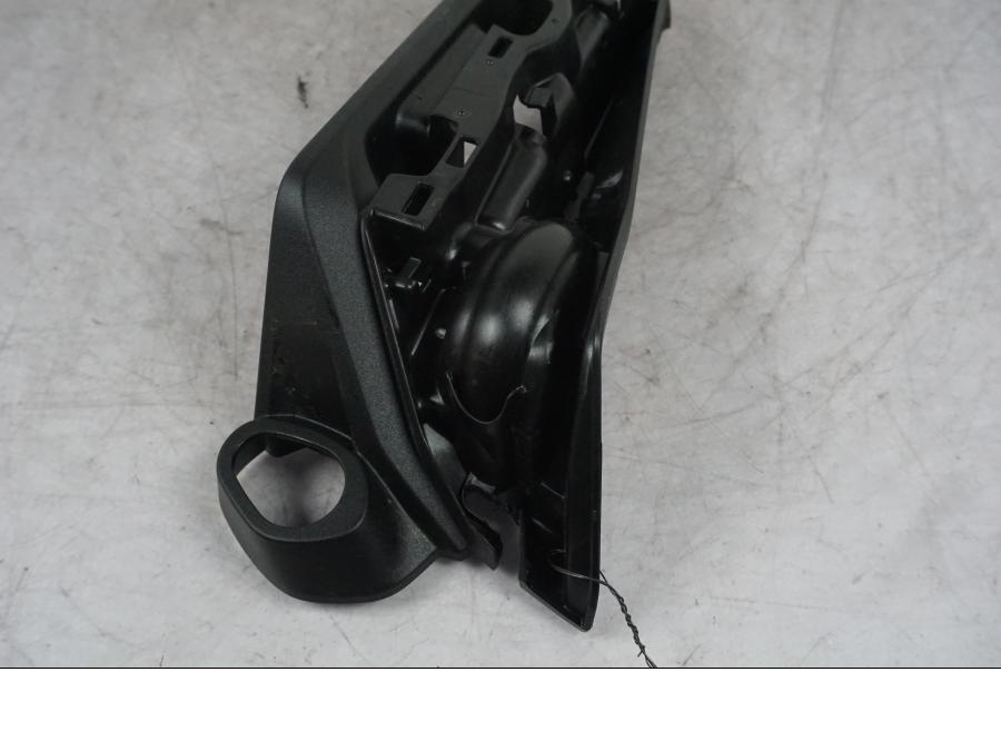 Extrabild1 på Vattenkylkåpa från en Yamaha MT-09 -2024 motorcykel.