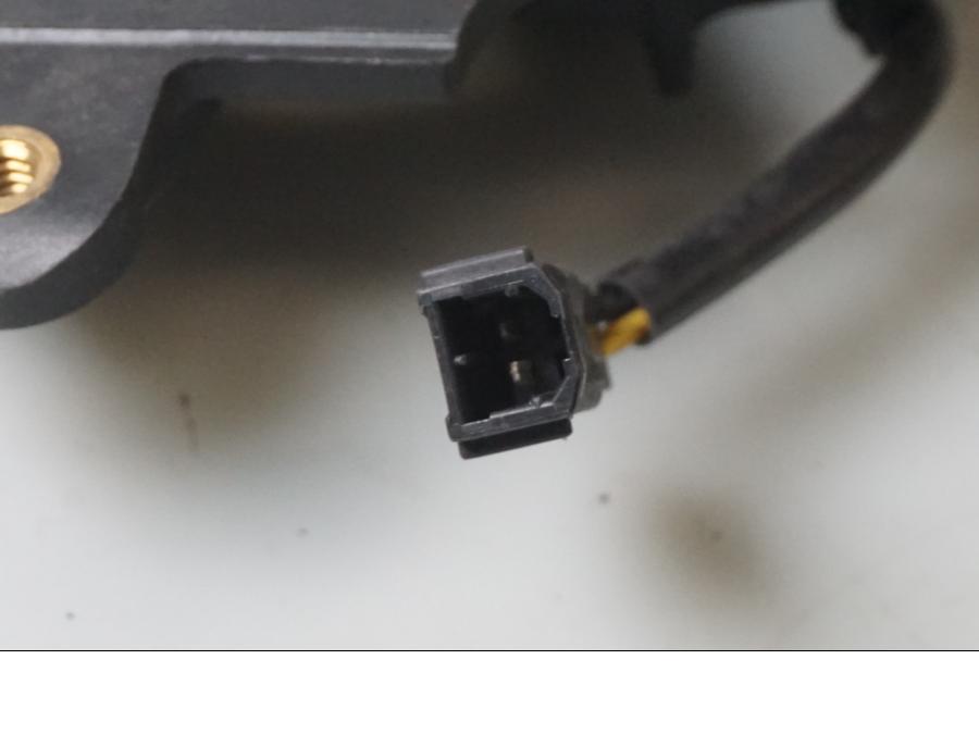 Baksidan pÄ VattenkylflÀkt frÄn en Buell XB 12 R -2004 motorcykel.