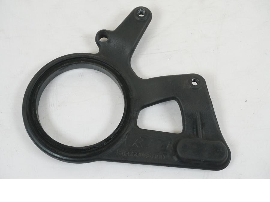 Baksidan på Bromsoksfäste från en KTM 1290 Super Duke R -2018 motorcykel.