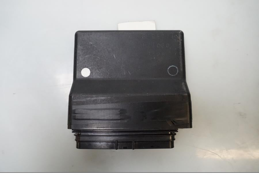 Baksidan på CDI / ECU från en Suzuki SV 650 -2006 motorcykel.