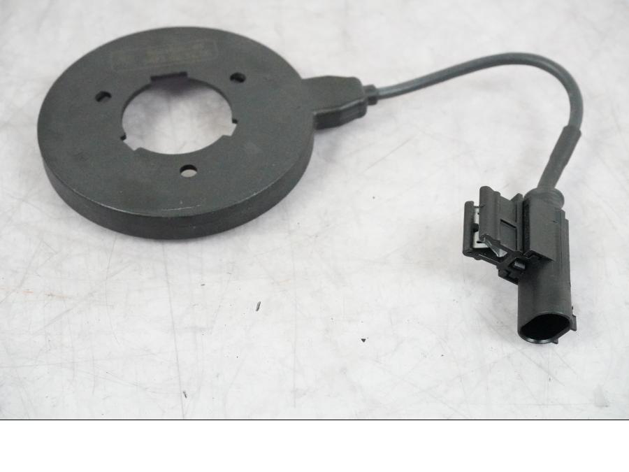 Baksidan på Antenn till tändningslås från en BMW R 1250 GSA -2021 motorcykel.