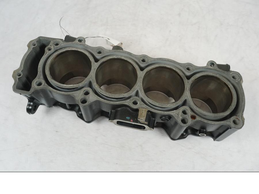 Framsidan pÄ Cylinder frÄn en Kawasaki Z 900 -2019 motorcykel.
