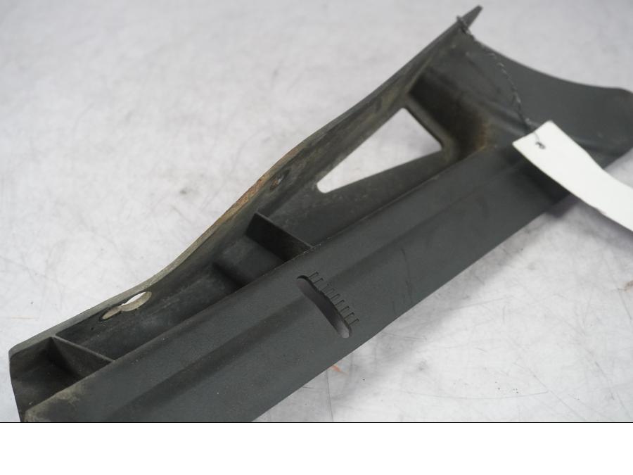 Snett uppifrån på Remskydd från en H-D Touring Street Glide FLHX -2009 motorcykel.