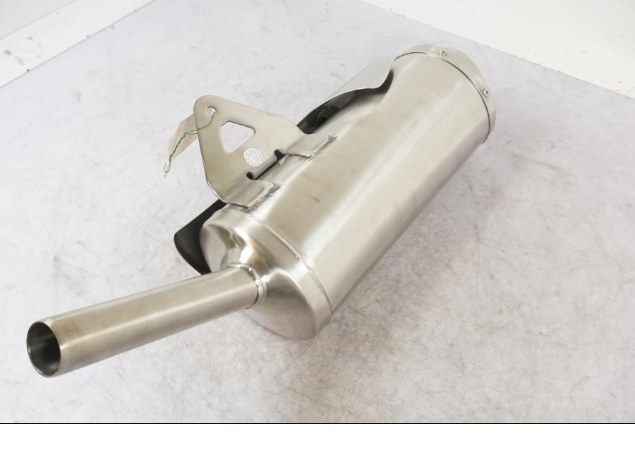 Snett uppifrån på Ljuddämpare från en Triumph Street Triple R -2009 motorcykel.