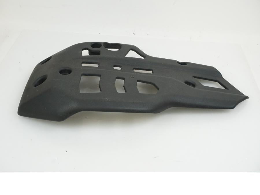 Snett uppifrån på Hasplåt från en Triumph Tiger 800 -2012 motorcykel.