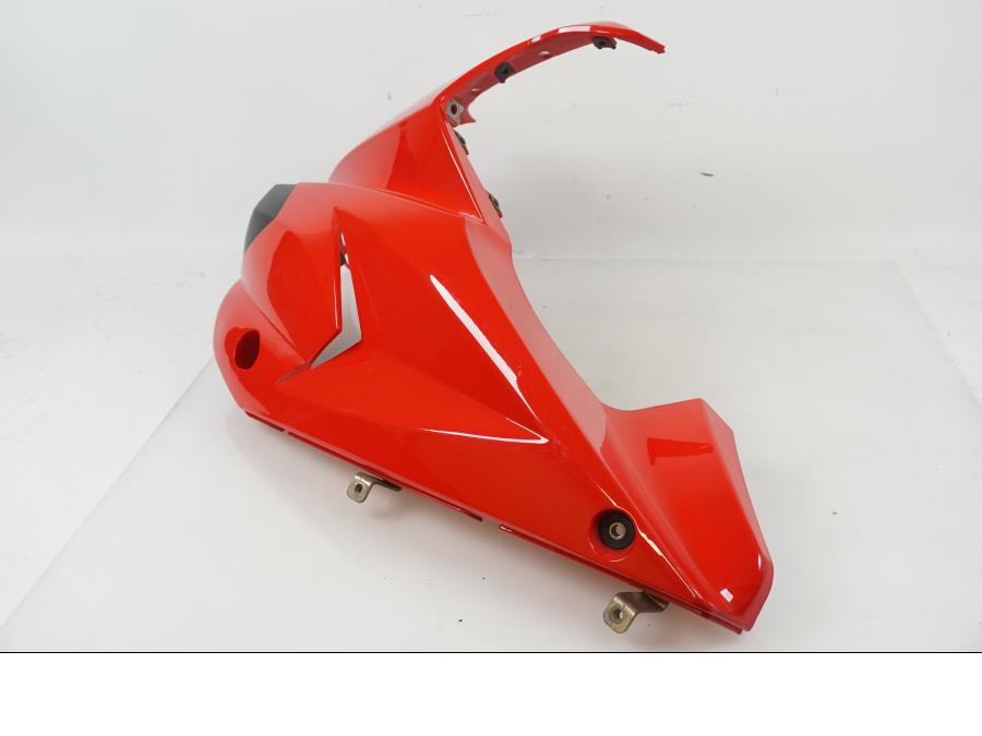 Vänster sida på Toppkåpa från en Hyosung GT 650 -2006 motorcykel.