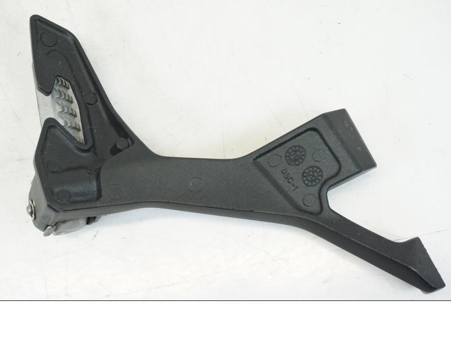 Snett uppifrån på Fotpinne från en Kawasaki NINJA 400 -2020 motorcykel.