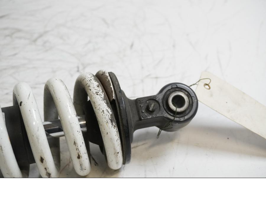 Extrabild1 på Stötdämpare från en Honda CBR 900 RR -2000 motorcykel.