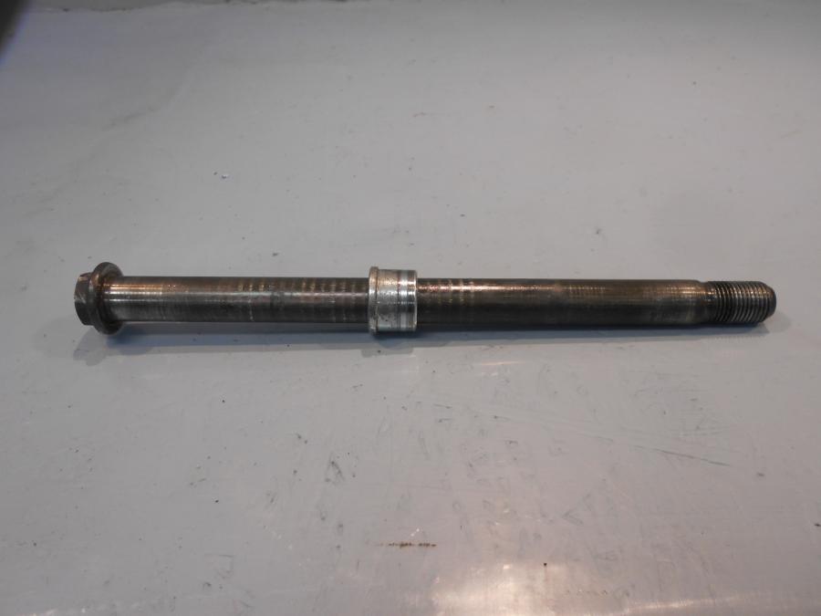 Framsidan på Axel från en Yamaha TRX 850 -1996 motorcykel.