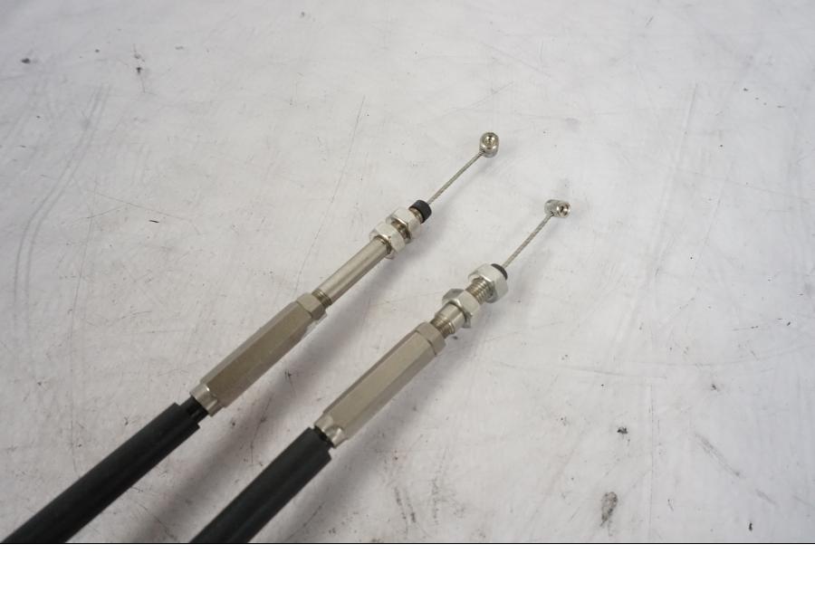 Extrabild1 på Avgasspjällmotor från en KTM 1290 Super Duke R -2023 motorcykel.